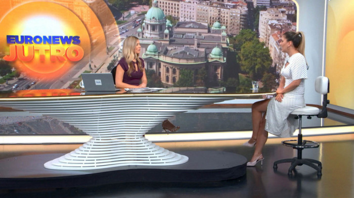 "Hajde da razgovaramo" posle pauze se vraća na Euronews Srbija: Novi termin, novi studio i važne teme