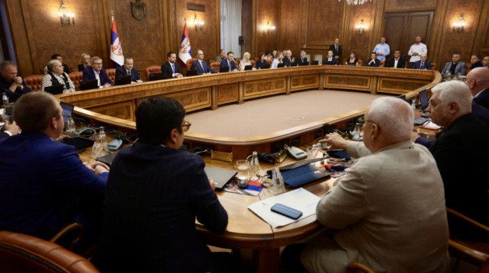 Vlada uputila predlog predsedniku Republike da raspusti skupštinu i raspiše izbore