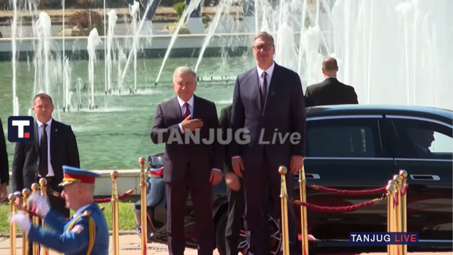 Svečani doček ispred Palate Srbija: Vučić sa predsednikom Uzbekistana Šavkatom Mirzijojevim