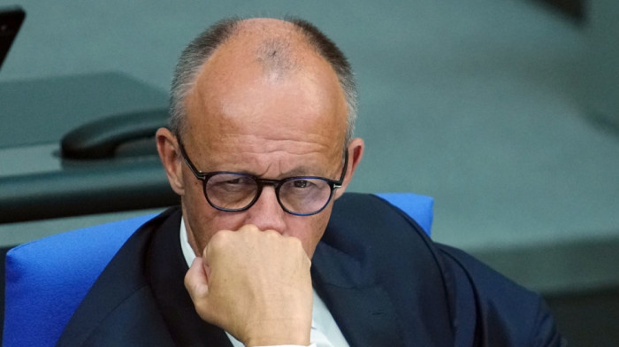 Kraj za Merca? Nemački lider bez plana za spas nakon istorijskog debakla, AfD otvoreno vrbuje njegove poslanike