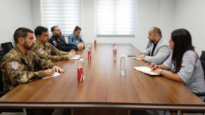 Radojević sa predstavnicima KFOR-a: Važno stalno prisustvo na osetljivim tačkama u Severnoj Mitrovici