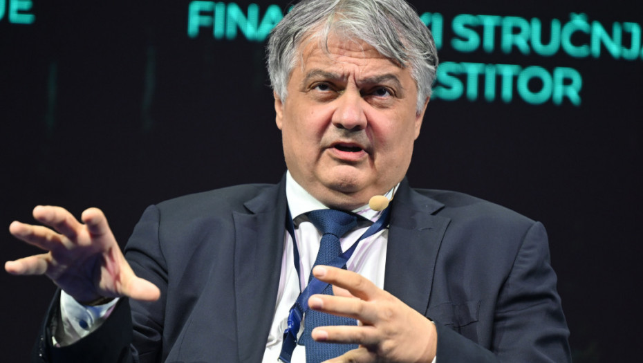 Lučić: Telekom Srbija svakog meseca ima priliv od gotovo 13 milijardi dinara