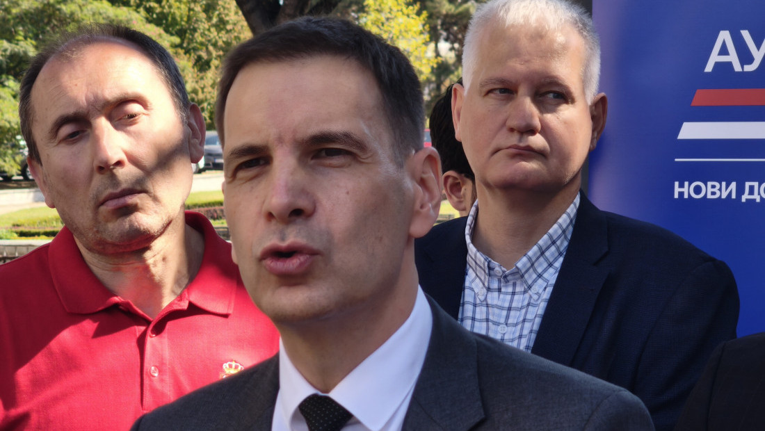 Autentična desnica u Bratuncu: Odata pošta srpskim civilnim žrtvama i poslate poruke o veteranima