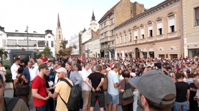 Studentska lista skupom u Novom Sadu počela predizbornu kampanju