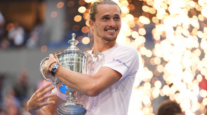 Zverev nije znao da je pobedio, a trofej US opena posvetio majci