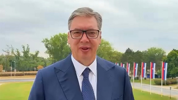 Vučić: Penzioneri zaslužili novac koji dobijaju, radom i mirom moramo da čuvamo Srbiju