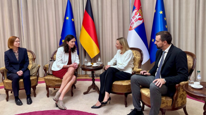 Macura: Rodna ravnopravnost i zaštita dece važan deo evropske budućnosti Srbije