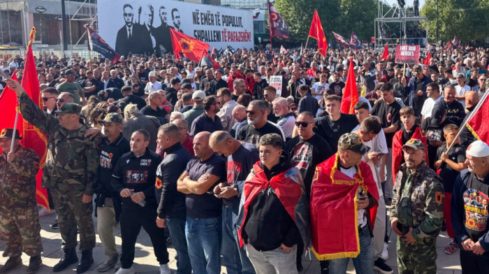 Presuda Tačiju i grupi srušila mit o "čistoj" OVK, ali je pravda samo delimična: Marković i Pašić o odluci suda u Hagu