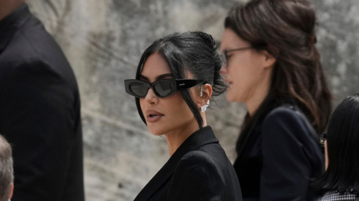 Kim Kardašijan dobila odštetu od jednog evra kao žrtva milionske oružane pljačke u Parizu