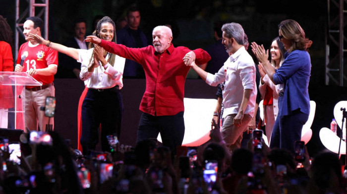 Istraživanje: Lula vodi ispred Flavija Bolsonara uoči predsedničkih izbora u Brazilu