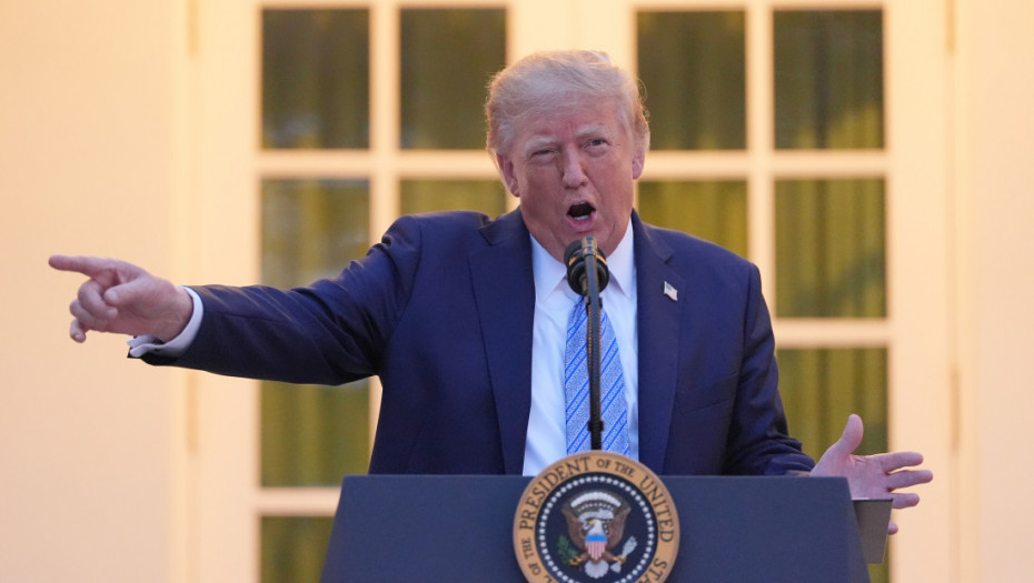 Donald Tramp zabranio medijima CNN i Politico pristup Beloj kući