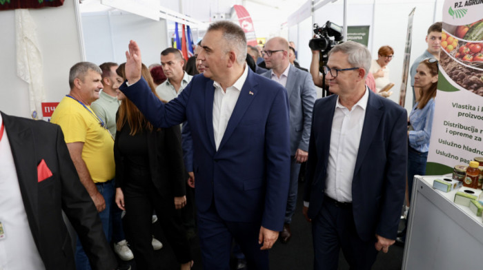 Otvoren sajam u Bijeljini: Glamočić i Minić poslali snažnu poruku o jedinstvu i modernizaciji srpskog agrara