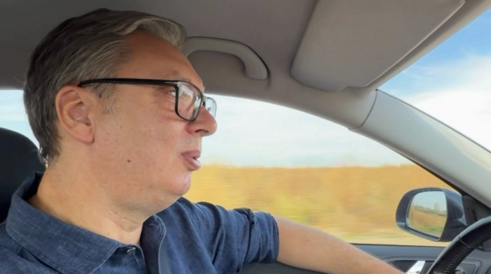Vučić obišao deonicu obilaznice oko Kragujevca koja se danas otvara