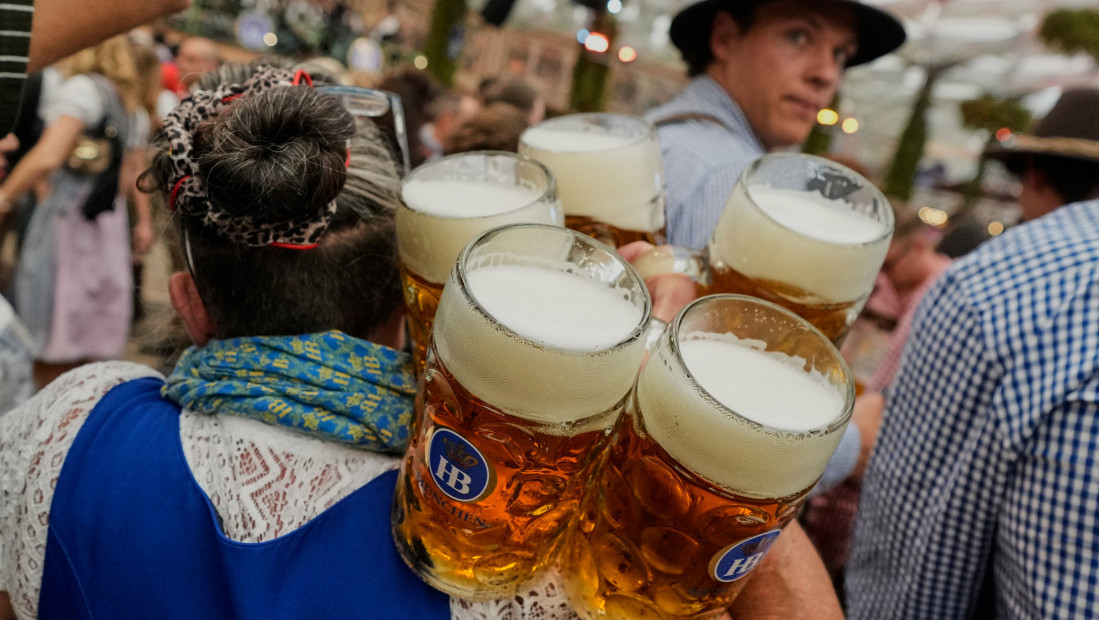 Japanci napravili pivo od pirinča koji bi završio kao otpad: Proizveli čak 100.000 limenki
