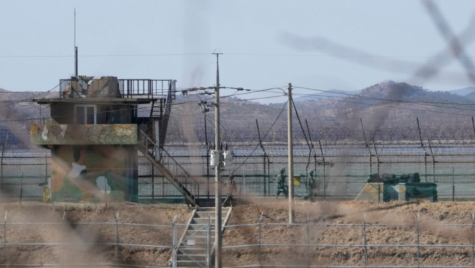 Ekspozija u demilitarizovanoj zoni između dve Koreje, tri oficira ranjena