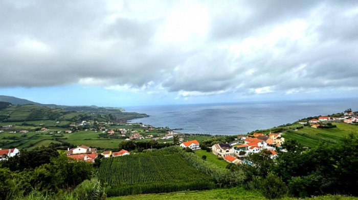 Faial, ostrvo koje je naučilo da živi sa odlascima
