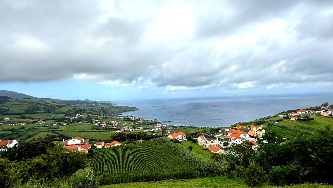 Faial, ostrvo koje je naučilo da živi sa odlascima