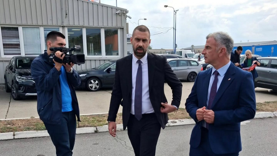 Tri kontejnera humanitarne pomoći iz Srbije krenula ka Libanu, vrednost pomoći 443.000 evra