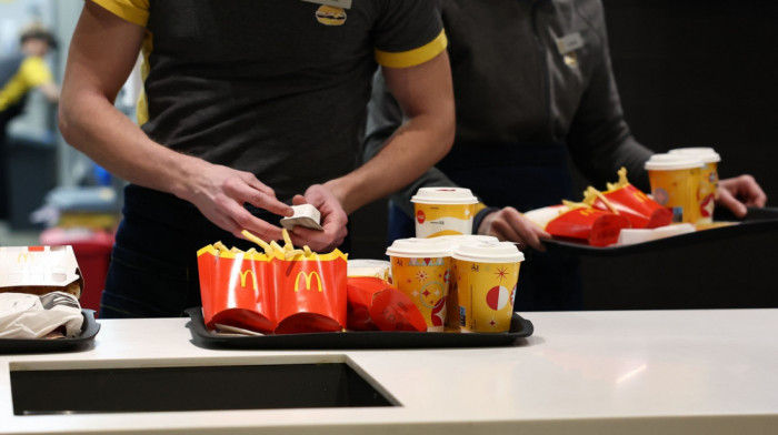 Mekdonalds ulaže 8,5 milijardi dolara u restorane, obuku zaposlenih i novu ponudu do 2036. godine