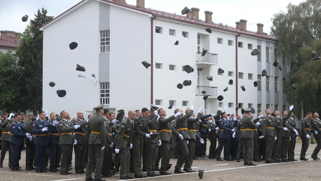 U kasarni u Pančevu promovisana nova generacije podoficira Vojske Srbije