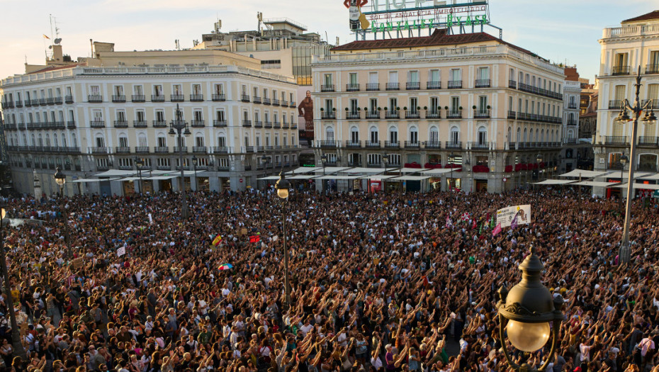 Desetine hiljada ljudi protestovalo u Madridu zbog stambene krize