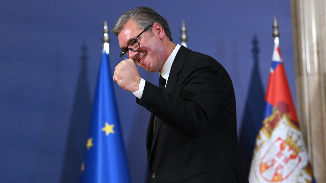 Vučić se oglasio posle primopredaje dužnosti: Sada je vreme za borbu za pristojnu i normalnu Srbiju