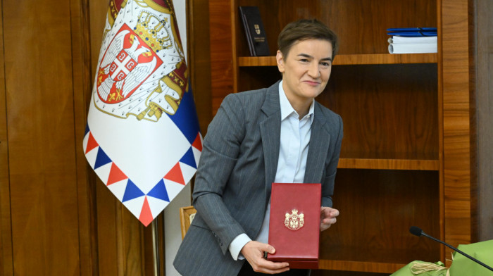 Procedura posle ostavke predsednika: Koja ovlašćenja će imati Ana Brnabić