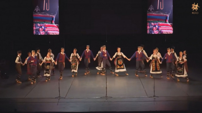 "Tradiciju čuvamo tako što je iznosimo iz vitrine": Nova umetnička sezona ansambla "Kolo" (VIDEO)