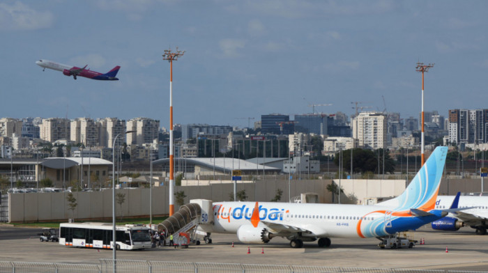 "Molio se i odbijao da se rukuje sa ženama": Pilot omanskog porekla izazvao incident na letu aviona kompanije Flajdubai