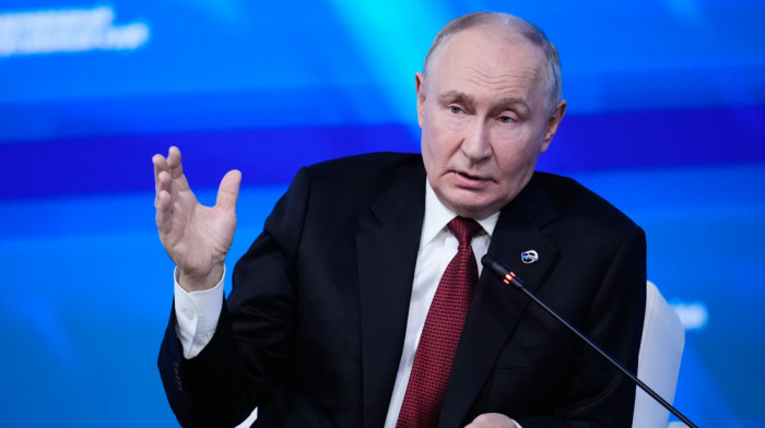 Putin na Valdaju poslao upozorenje Zapadu: Prihvatite novu realnost ili sledi katastrofa