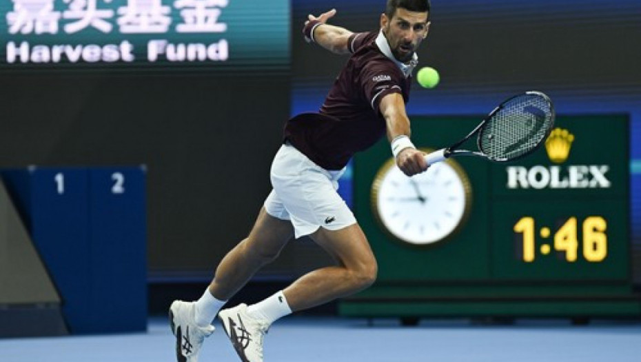 Novak preživeo dramu u Pekingu: Veliki preokret protiv Bua za četvrtfinale