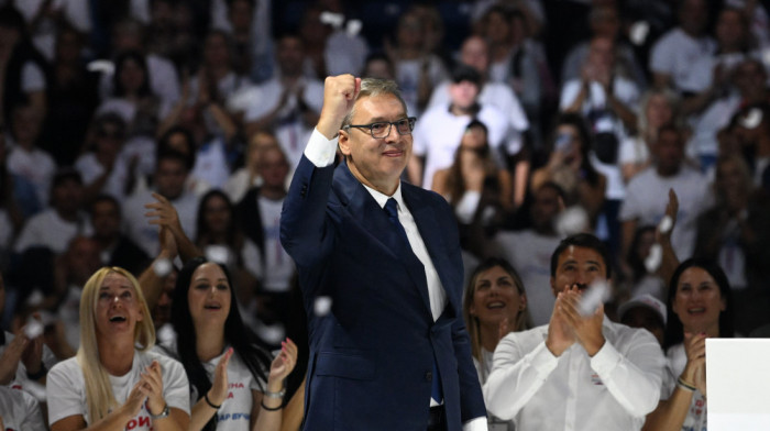 Vučić: Da ih pobedimo ubedljivo, narod se pita