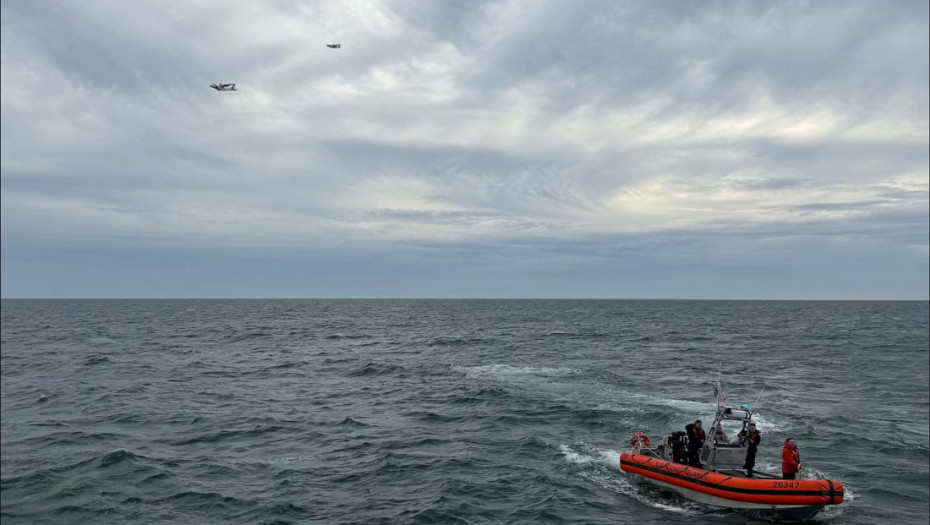 Pronađeni delovi aviona hitne pomoći nestalog kod Nantaketa: Šest osoba bilo u letelici