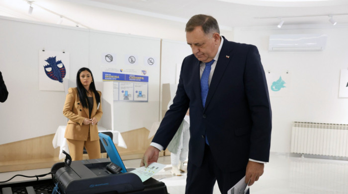 Dodik: Glasanjem se suprotstaviti spletkama iz Sarajeva