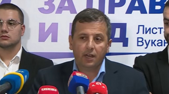 Vukanović posle poraza: Žao mi je što sam izgubio 20 godina žrtvujući se za ovakav narod, zaboravite broj mog telefona