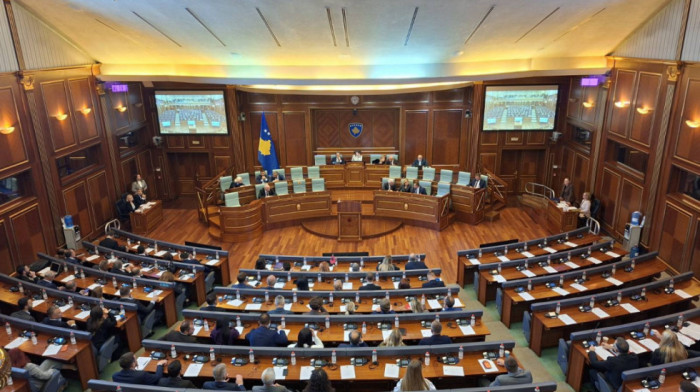 Kurti i DPK postigli dogovor: Usvojene izmene Zakona o Specijalizovanim većima, sledi izbor predsednika