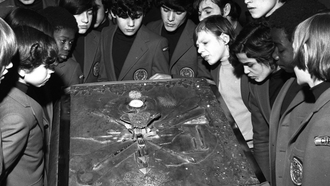 Neprocenjiva knjiga od 200 kilograma, čije je korice dizajnirao Salvador Dali, ukradena iz muzeja u Francuskoj