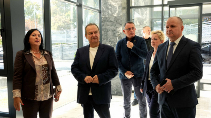 Otvaraju se vrata Ljermontovljeve u punom sjaju: Dačić obišao zgradu koja godišnje izda 400.000 dokumenata