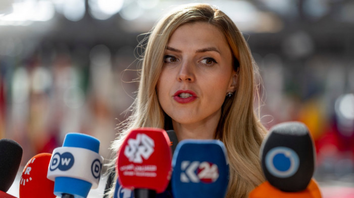 Ispred NATO obale bukte tenzije: Ministarka Petrova upozorava da udari na brodove u Crnom moru ugrožavaju Evropu