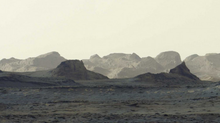 Zora na Marsu: NASA objavila zadivljujući snimak svitanja koji je napravio rover Curiosity