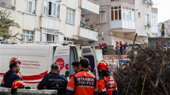 Dvoje mrtvih nađeno u ruševinama zgrade: Tragedija u Istanbulu nakon urušavanja višespratnice (VIDEO)