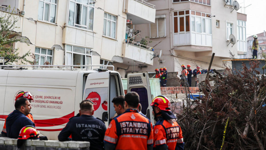 Dvoje mrtvih nađeno u ruševinama zgrade: Tragedija u Istanbulu nakon urušavanja višespratnice (VIDEO)