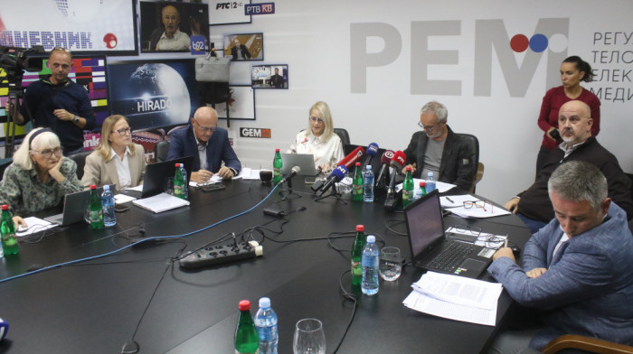 Savet REM-a nije doneo odluku po prijavi Šabića protiv TV Informer