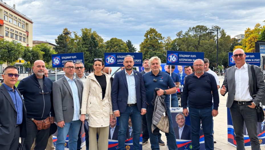 Gajić u Leskovcu: Građani zabrinuti zbog najava otpuštanja, hitno rekonstruisati infrastrukturu