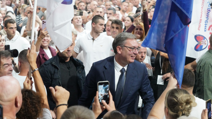 U Kragujevcu počeo predizborni skup liste "Aleksandar Vučić-Ujedinjena Srbija"