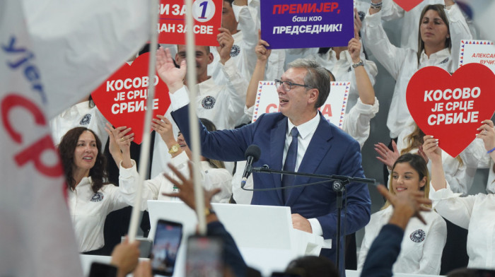 Vučić na skupu u Kragujevcu: Izbori 25. oktobra biće najteža politička bitka do sada