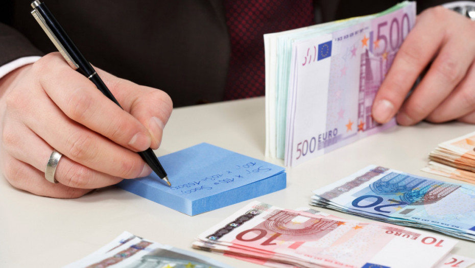 Štedimo, ali ne investiramo: Stručnjak za Euronews Srbija objašnjava gde građani Srbije najčešće greše