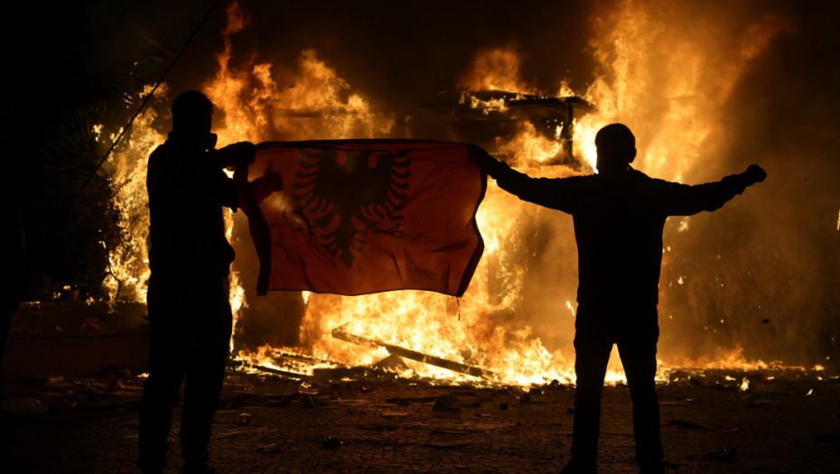 Sukobi u Albaniji ne jenjavaj: U Tirani 26 osoba zbrinuto zbog povreda tokom protesta