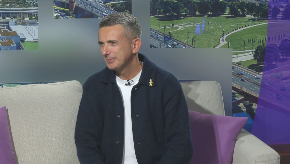 Aleksandar Ilić dobio nagradu Marina Olenjina za umetničko stvaralaštvo