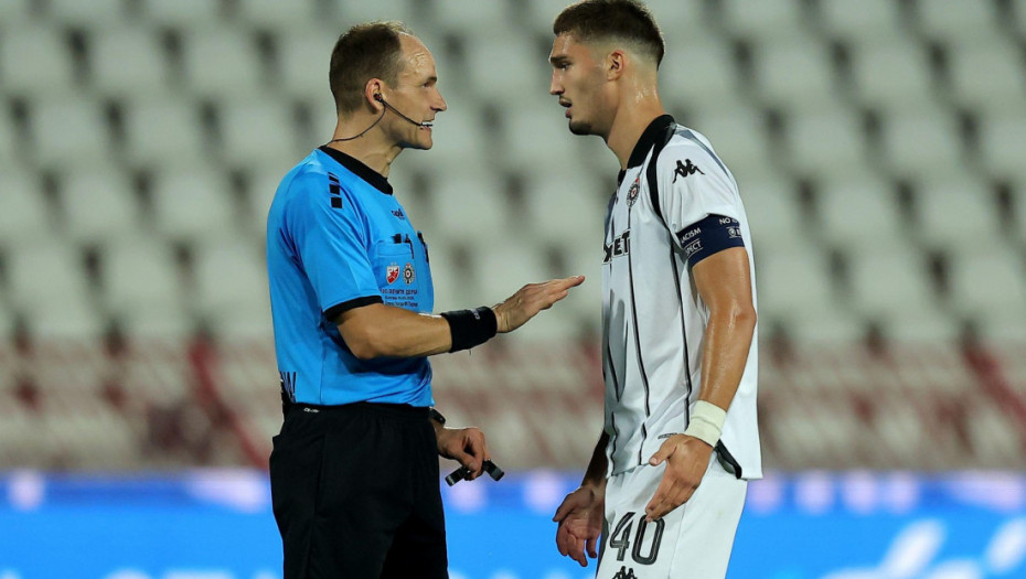 Partizan osuo drvlje i kamenje po sudiji Jekniću, kao i FSS: Skandal